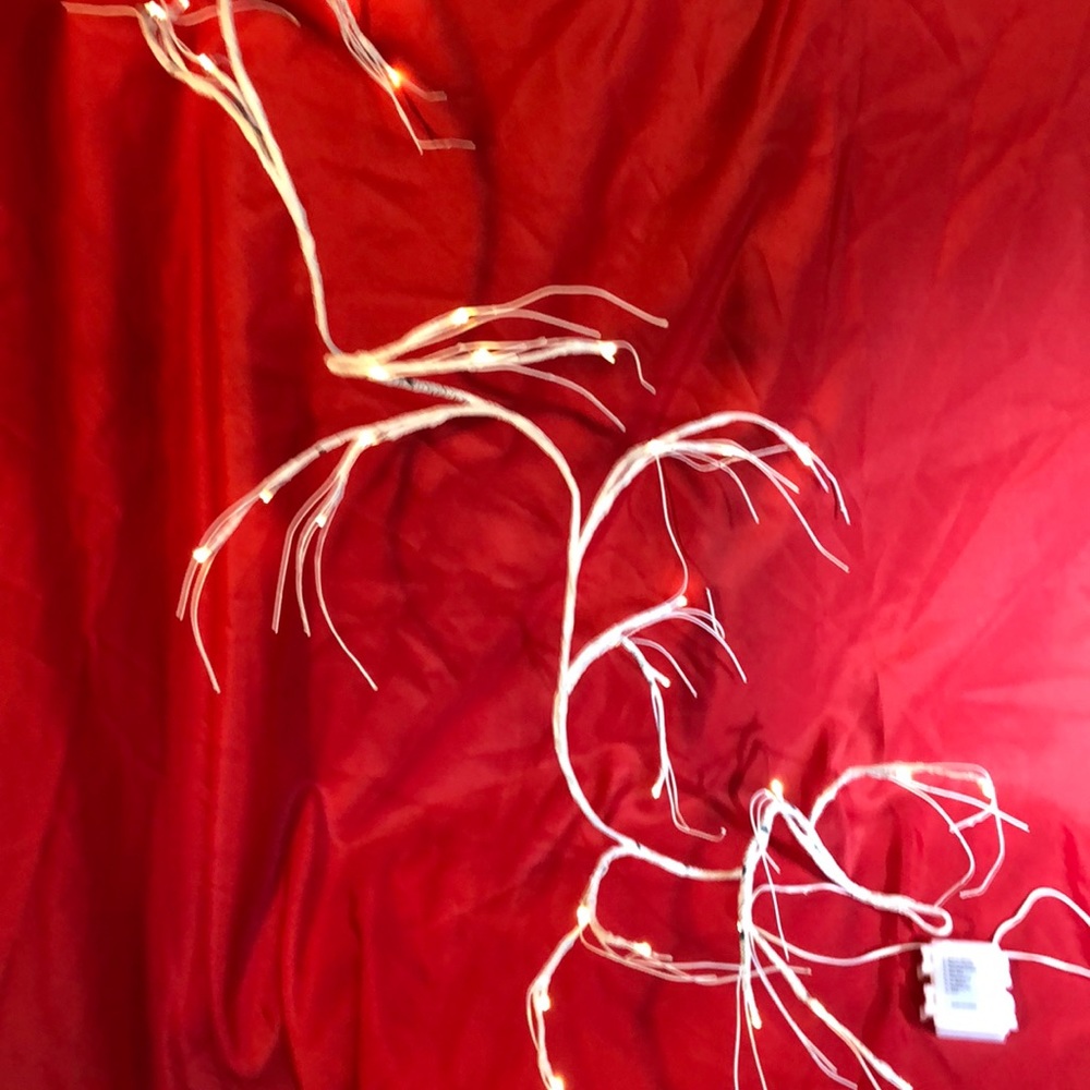NIB White Birch branch holiday lights 7 functions 6ft overall 1ft branches